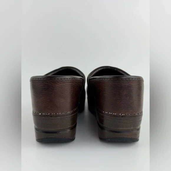 Dansko Women's Brown Leather Professional Clogs, Slip-on, Size 37 (US 6.5) - Picture 8 of 13